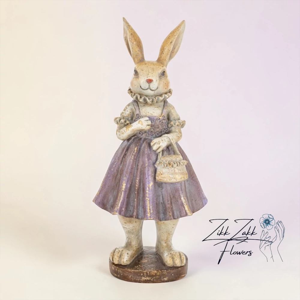 Vintage Húsvéti Nyuszi Figura – Lila Ruhás