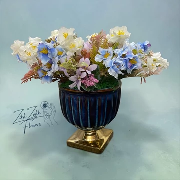 Kék Talpas Tavaszi Virágkompozíció