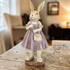 Vintage Húsvéti Nyuszi Figura – Lila Ruhás