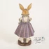 Vintage Húsvéti Nyuszi Figura – Lila Ruhás